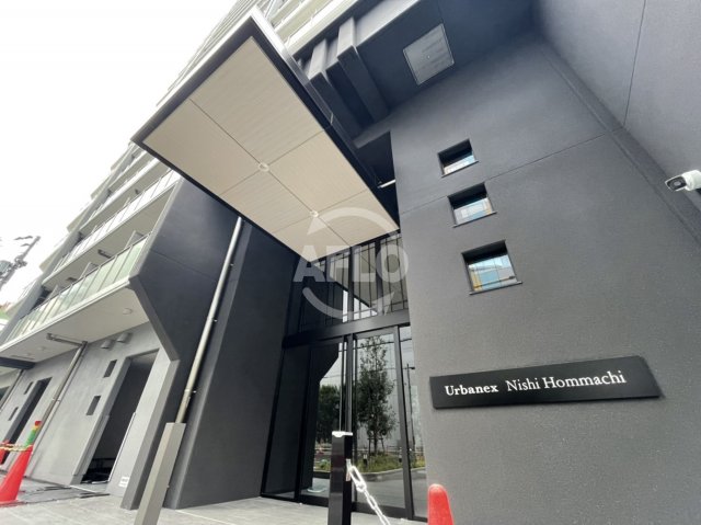 エントランス　アーバネックス西本町　エントランス