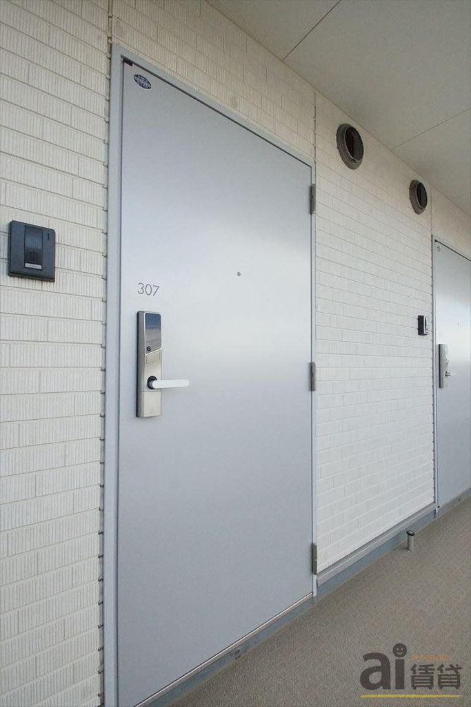 玄関　バルコニー