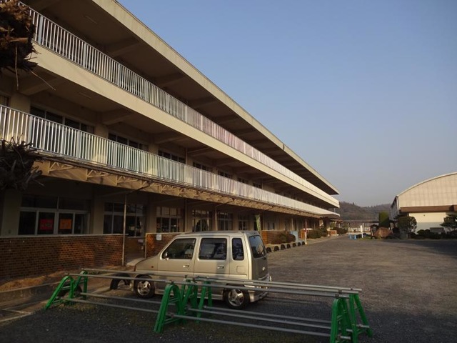 その他　西江原小学校 0.1km