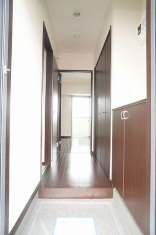 玄関　図面と現状に相違がある場合には現状を優先