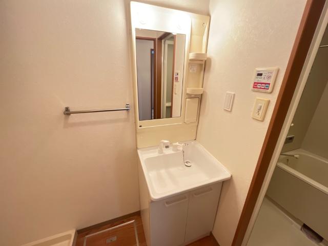 洗面設備　洗髪洗面化粧台