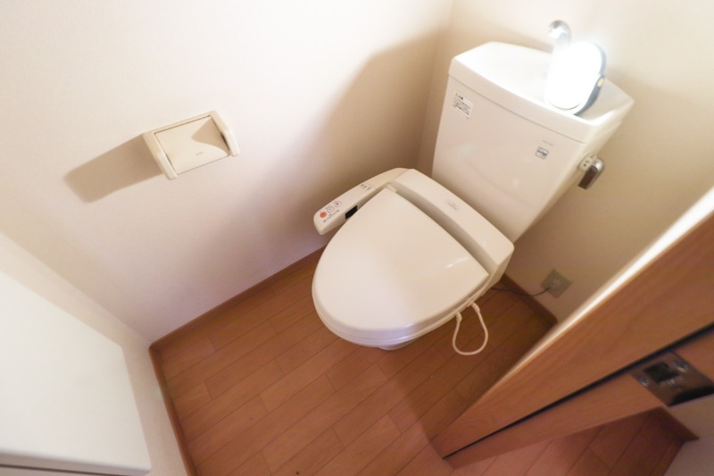 トイレ　図面と現状に相違がある場合には現状を優先