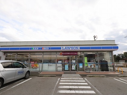 コンビニ　ローソン（コンビニ）まで654m