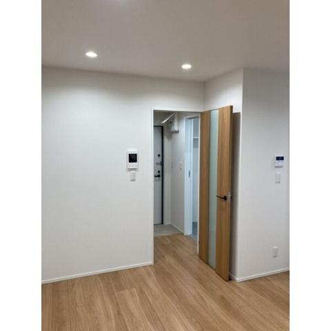 居室・リビング　室内