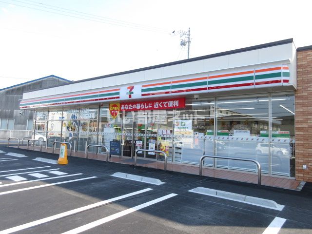 コンビニ　セブンイレブン 伊勢市小俣町宮前店（コンビニ）まで310m