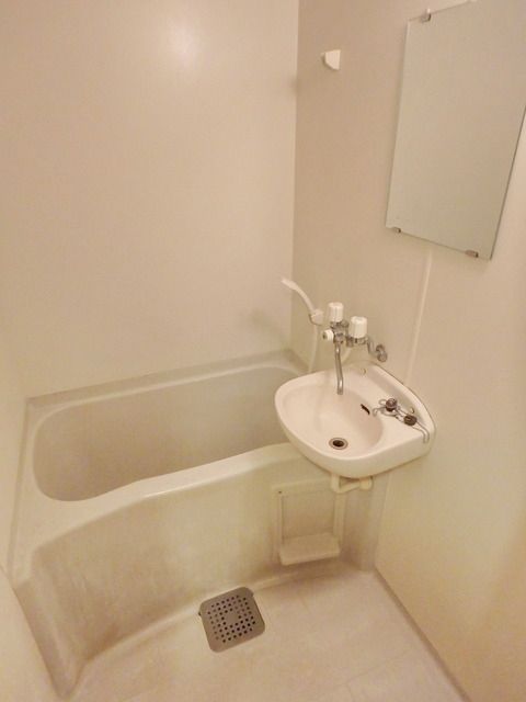 バス・シャワールーム　★バスルーム★