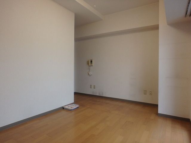 居室・リビング　★エアコン付き★