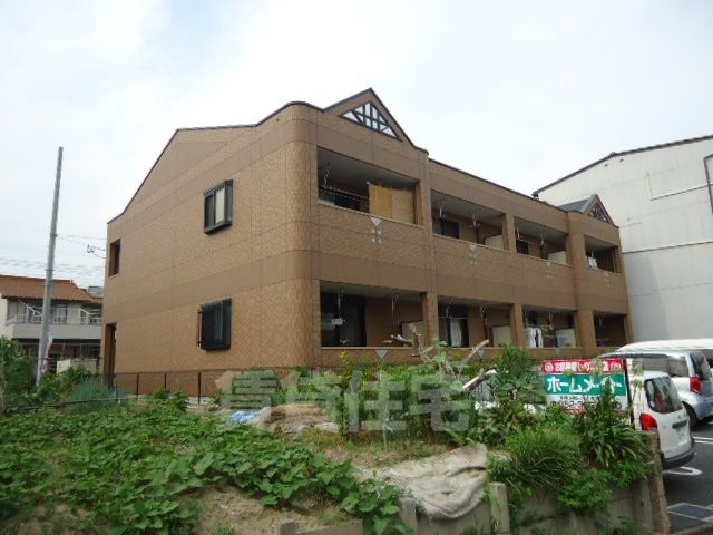 建物外観　外観写真（昼）