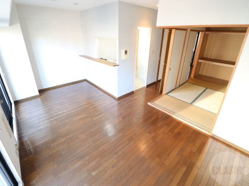 居室・リビング　１５帖のリビングルーム