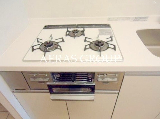 キッチン　３口ガスシステムキッチン