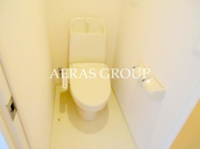 トイレ　温水洗浄便座