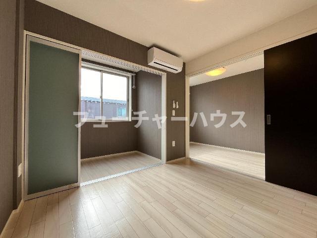 居室・リビング　リビング