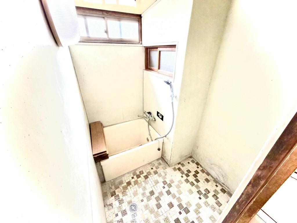 バス・シャワールーム　サーモスタットシャワー水栓の新品を設置＾＾