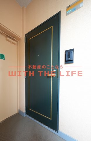 玄関　ゆったりとした玄関です