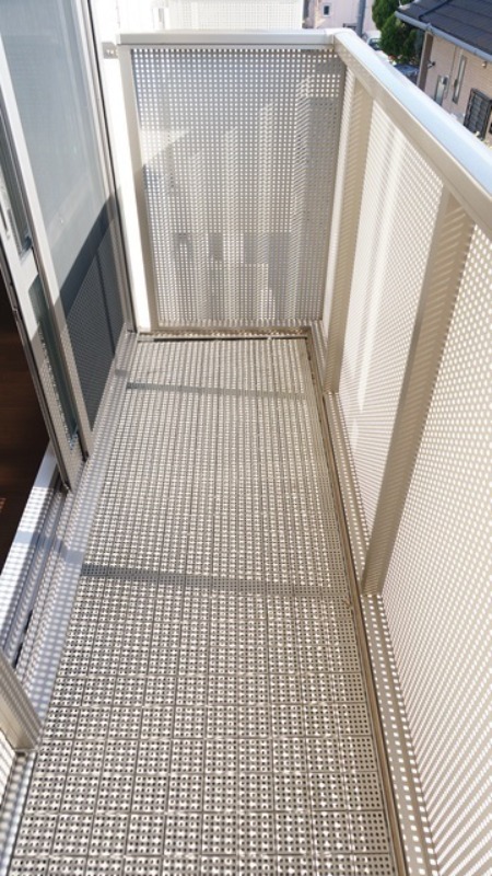 バルコニー　図面と現状に相違がある場合には現状を優先