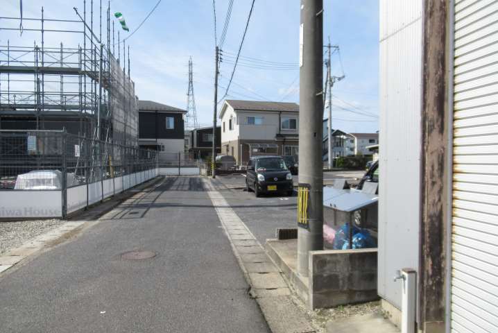 その他　前面道路（その他）まで10m