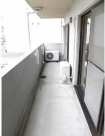 バルコニー　バルコニー付きです