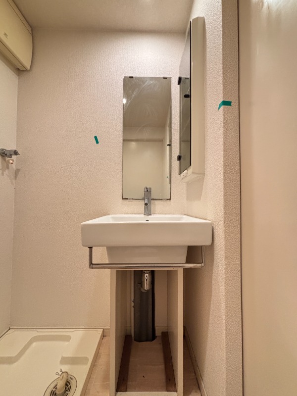 洗面設備　２０１号室　写真