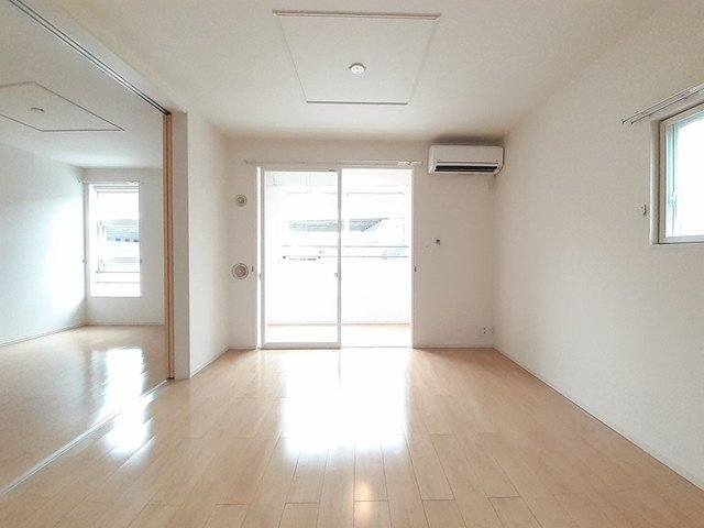 居室・リビング　使いやすいリビングです