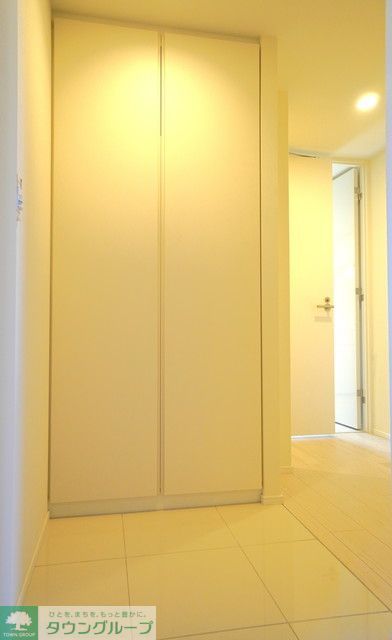 玄関　※写真は同タイプ住戸です。