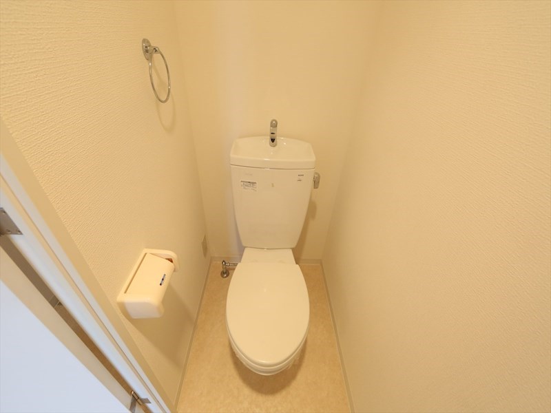 トイレ　洋式トイレ（温水洗浄便座設置可）