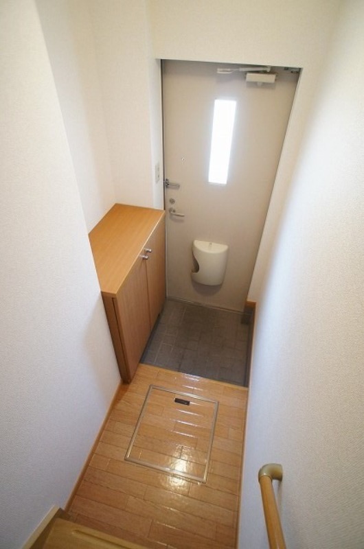 玄関　図面と現状に相違がある場合には現状を優先