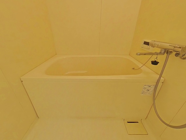 バス・シャワールーム　お風呂です