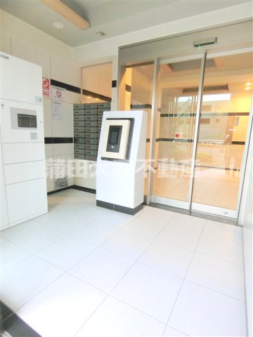 エントランス　防犯カメラTVモニター付オートロック宅配BOXメールBOX管