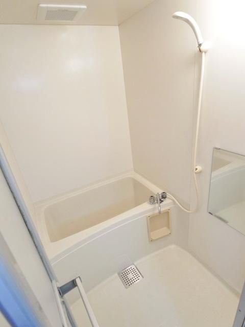 バス・シャワールーム　♪ゆったりバスタイム♪