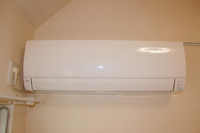 その他　エアコン完備（同一仕様写真）