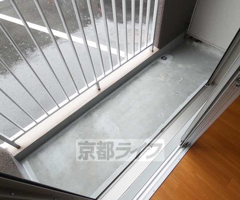 バルコニー　明るいバルコニーです。