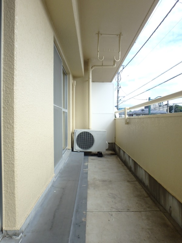 バルコニー　図面と現状に相違がある場合には現状を優先