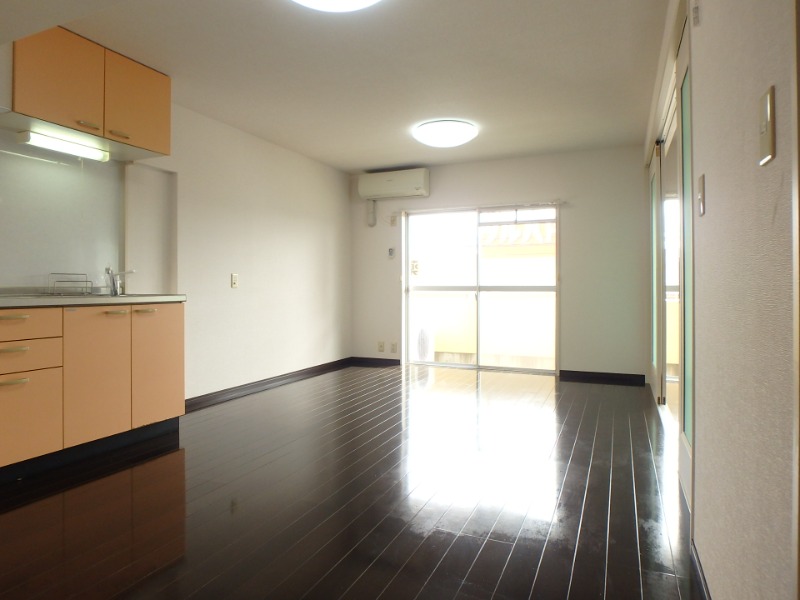 居室・リビング　図面と現状に相違がある場合には現状を優先