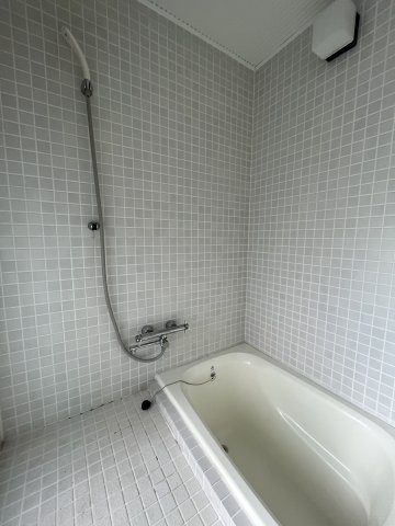 バス・シャワールーム　※同物件別部屋参考写真