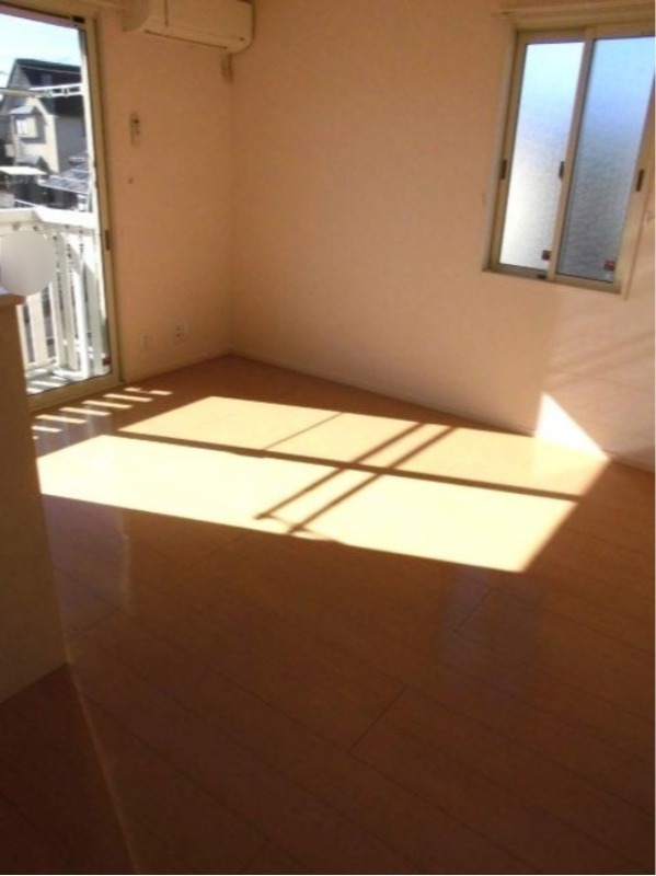 居室・リビング　図面と現状に相違がある場合には現状を優先