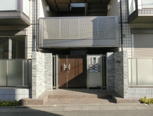 エントランス　オートロック対応★
