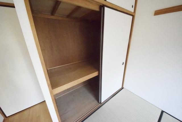 収納　※別部屋参考写真です