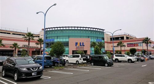 ショッピングセンター　湘南モールＦＩＬＬ（ショッピングセンター）まで535m