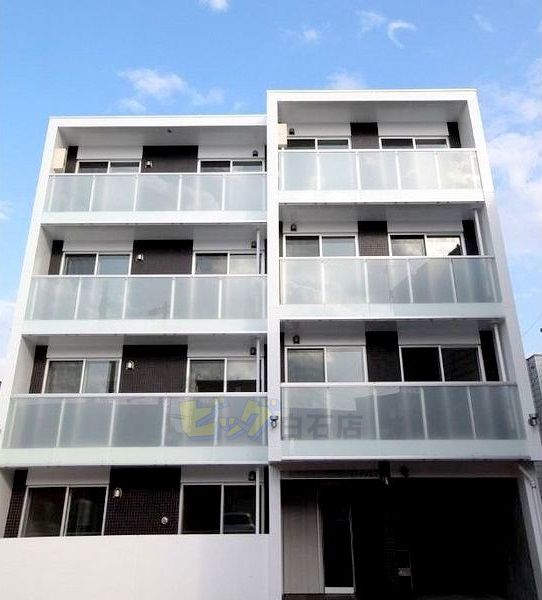 建物外観　Ｗｉ－Ｆｉ付きネット無料導入の３ＬＤＫマンションです♪