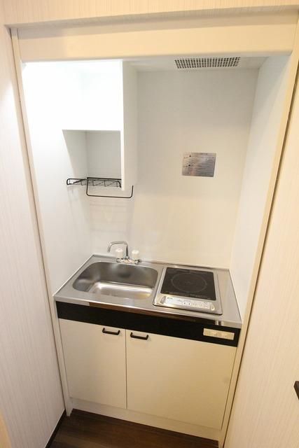 キッチン　★コンパクトなシステムキッチン★