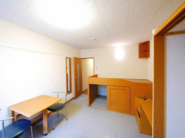 居室・リビング　使いやすい居間です