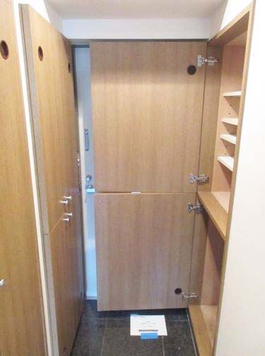 玄関　★玄関、シューズボックスあり★