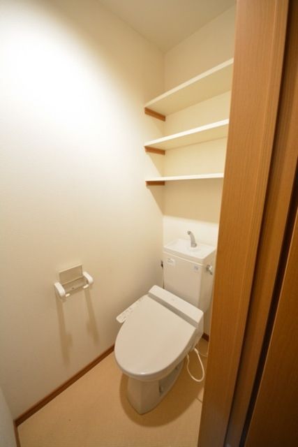 トイレ　★シャワートイレ★