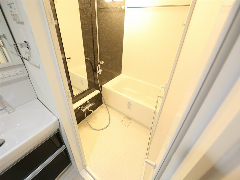 バス・シャワールーム　バスルーム　浴室暖房乾燥機　追い焚き　オートバス