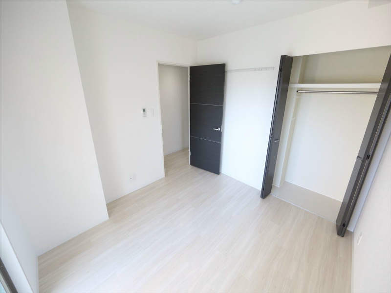 その他部屋・スペース　洋室6帖　クローゼット（収納充実してます）