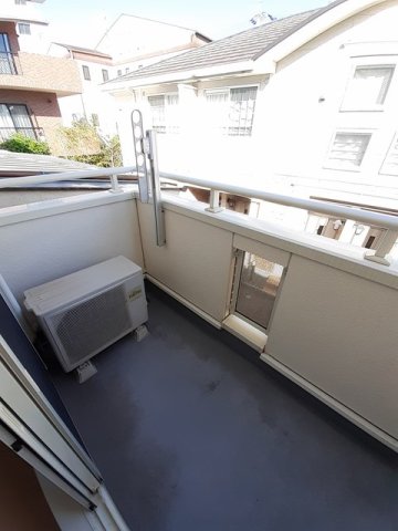 バルコニー　バルコニーがあります