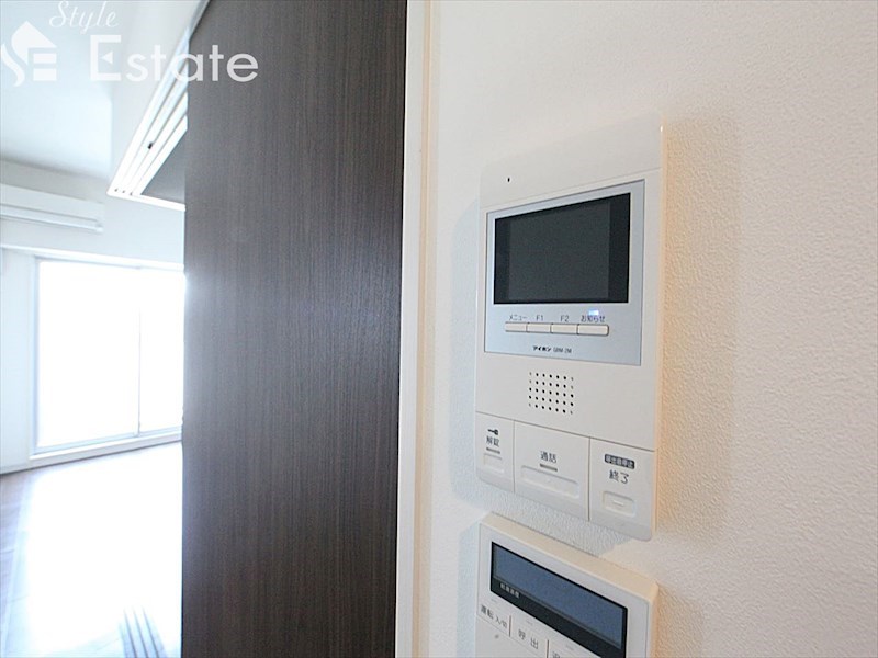 セキュリティ　モニター付きインターホン