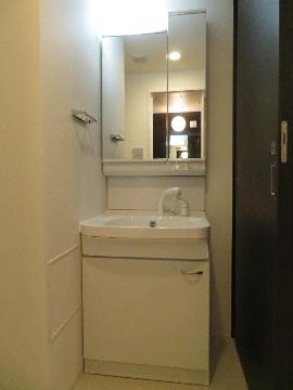 洗面設備　洗髪洗面化粧台