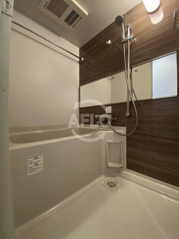 バス・シャワールーム　スプランディッドIII　風呂