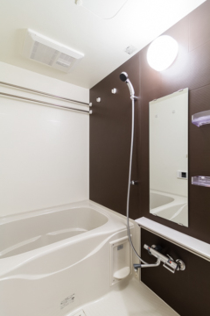 バス・シャワールーム　※写真は同タイプ住戸です。
